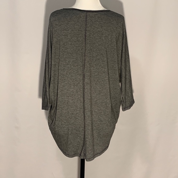 Tahari Size L - Picture 5 of 8